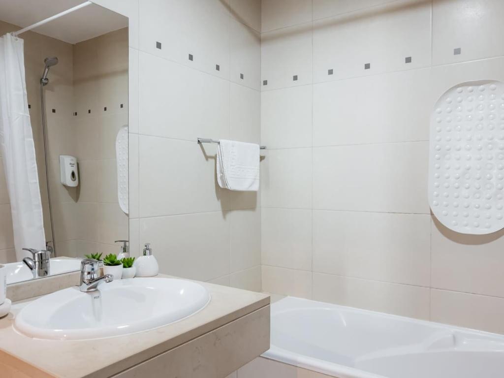 Guestready - A Sunny Delight In Funchal Leilighet Eksteriør bilde