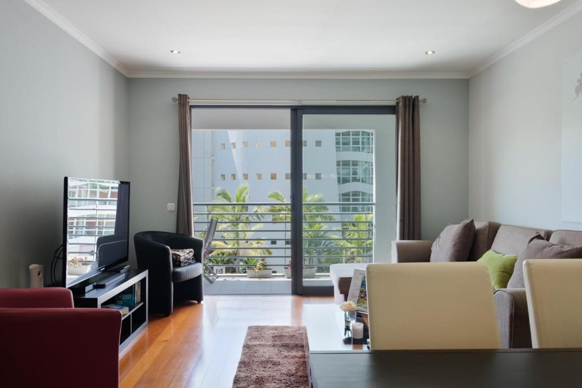Guestready - A Sunny Delight In Funchal Leilighet Eksteriør bilde